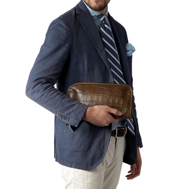 型押しクラッチバッグ