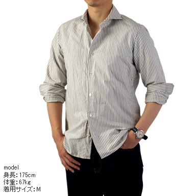 カジュアルシャツ