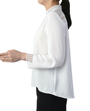 スタンドカラーブラウス/バックサテンジョーゼット・レース