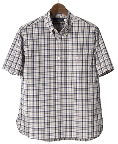 カジュアルシャツ