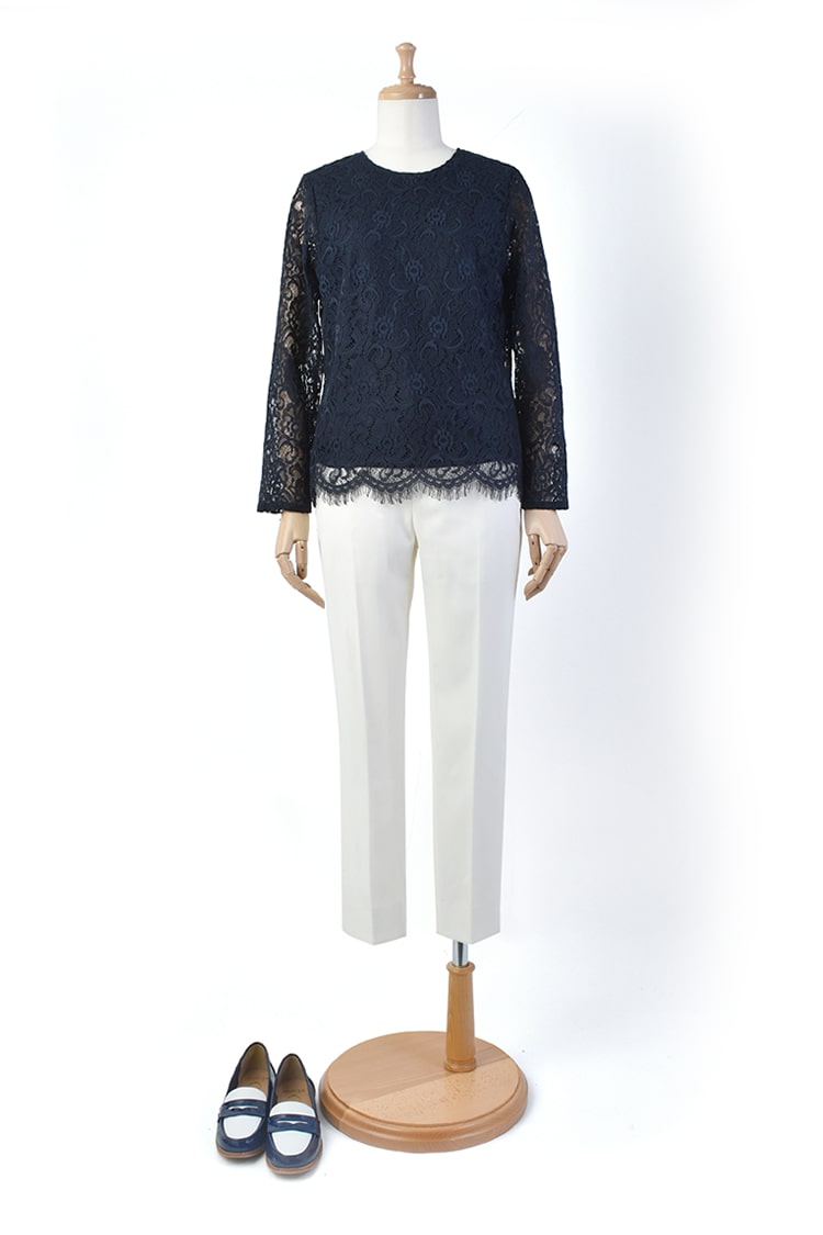 ブラウス ラッセルレース・バックサテンアムンゼン